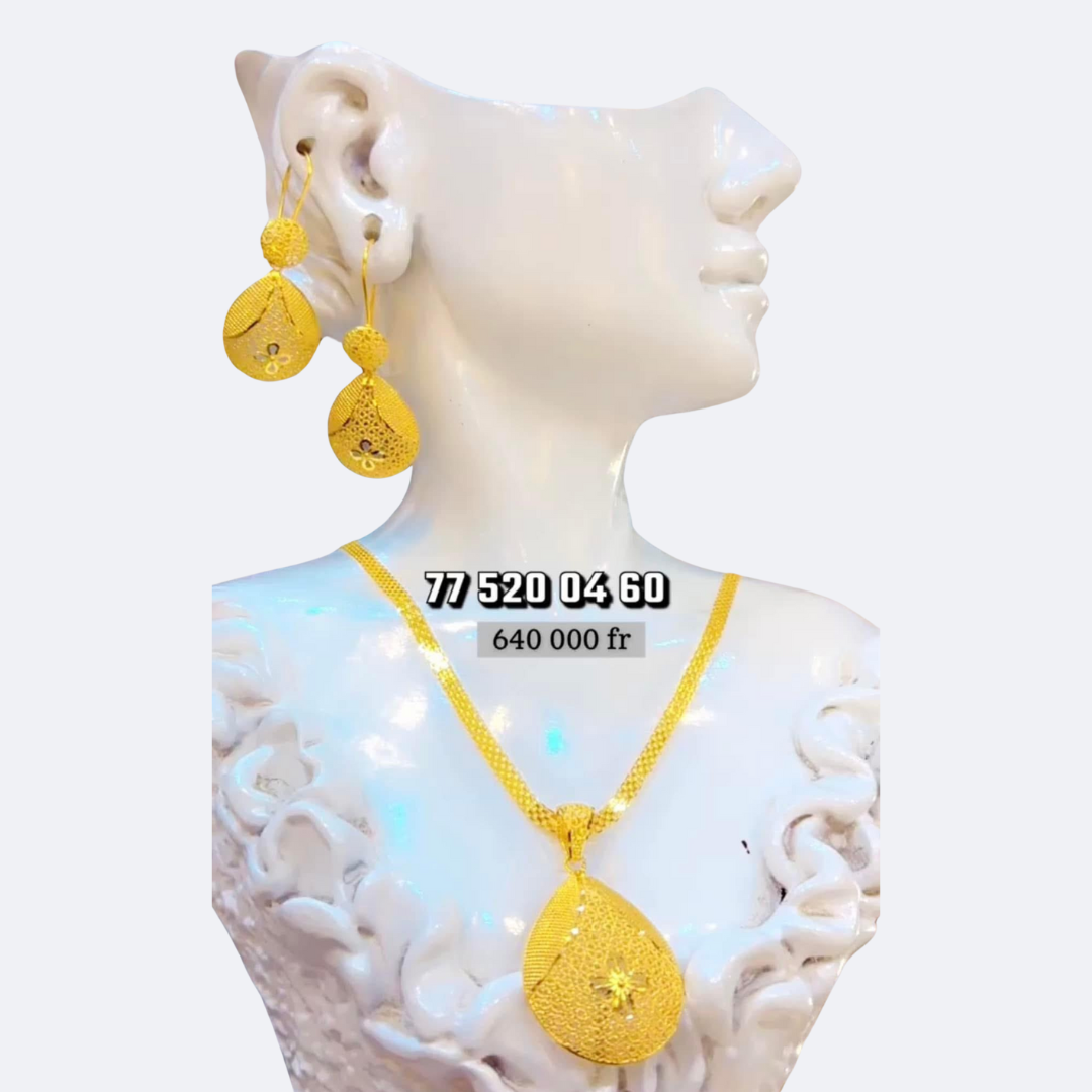 Parure Élégance Royale – Collier & Boucles d'Oreilles en Or